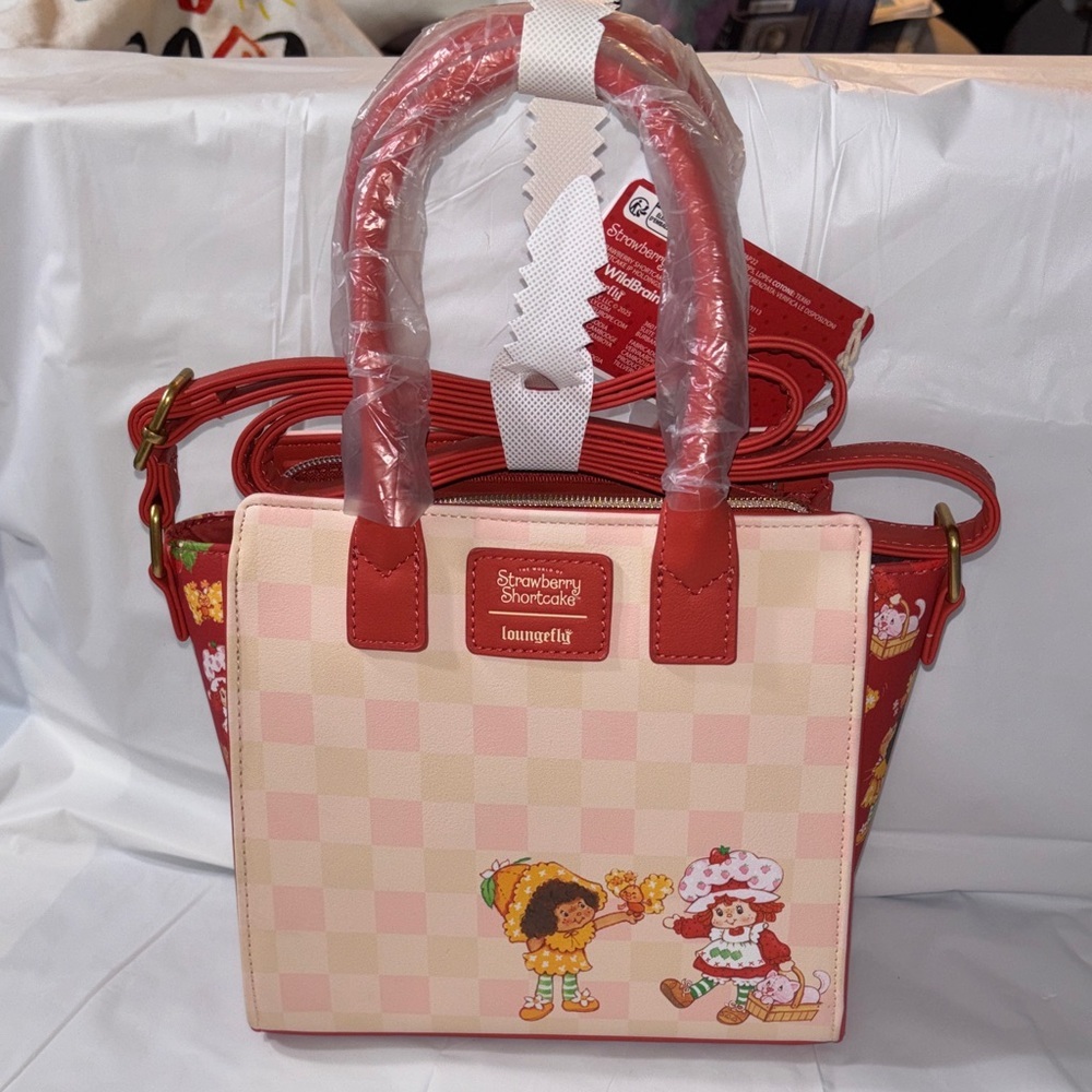 NWT Loungefly Strawberry Shortcake Mini Bag - Picture 2 of 5